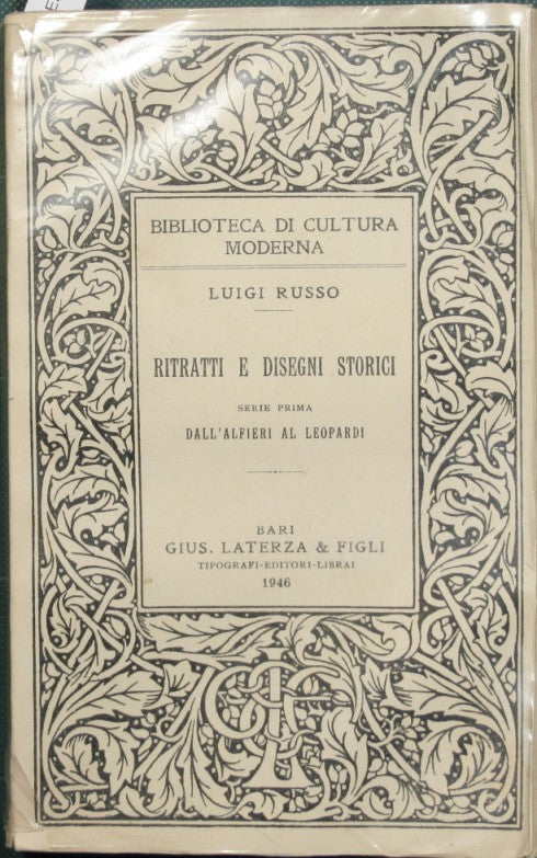 Retratos y dibujos históricos.